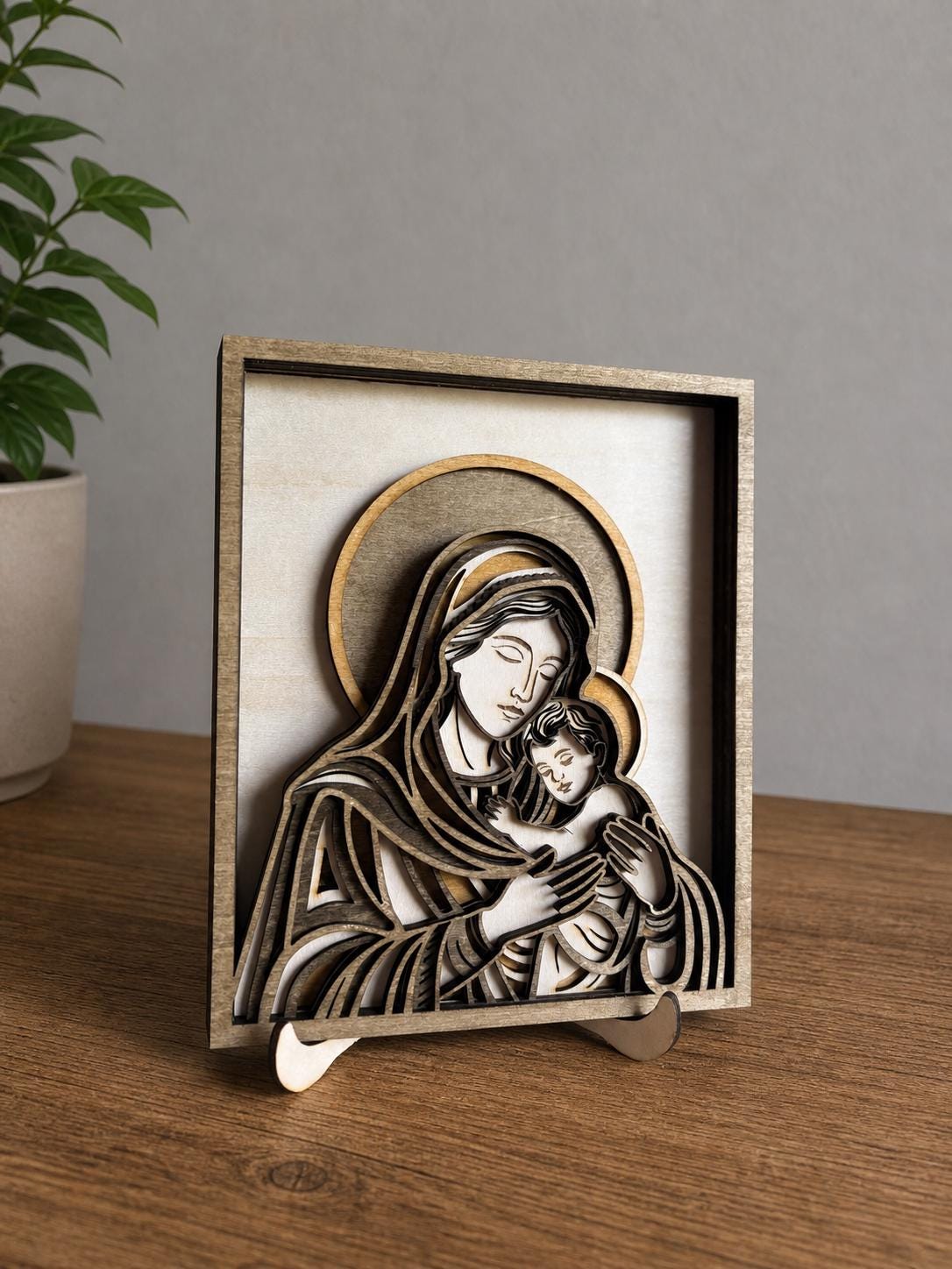 Madonna and Child Wooden Wall Art – Layered Virgin Mary & Baby Jesus Decor
